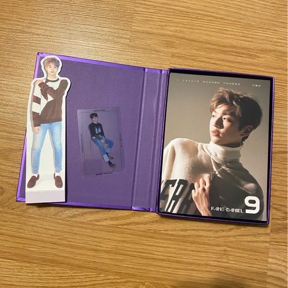 WANNA ONE 1ST MINI ALBUM REPACKAGE (NOTHING WITHOUT YOU) WANNA VERSION - Picture 2 of 2